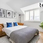 Central 1 Bedroom Apt , Pkg, Great For Long Term Guests